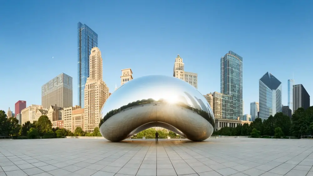 Panoramic view of The Bean sculpture in downtown Chicago, IL.