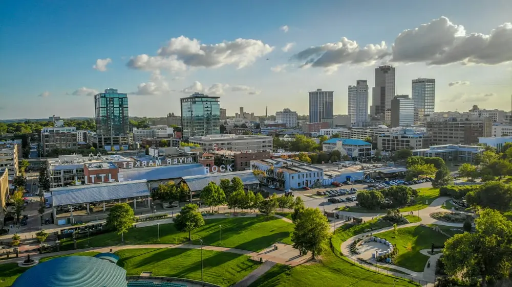 Overlooking downtown Little Rock, Arkansas on a sunny evening.