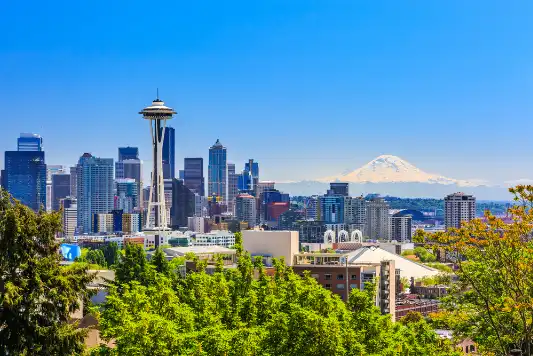 Downtown Seattle skyline and Mt. Rainier, Washington.