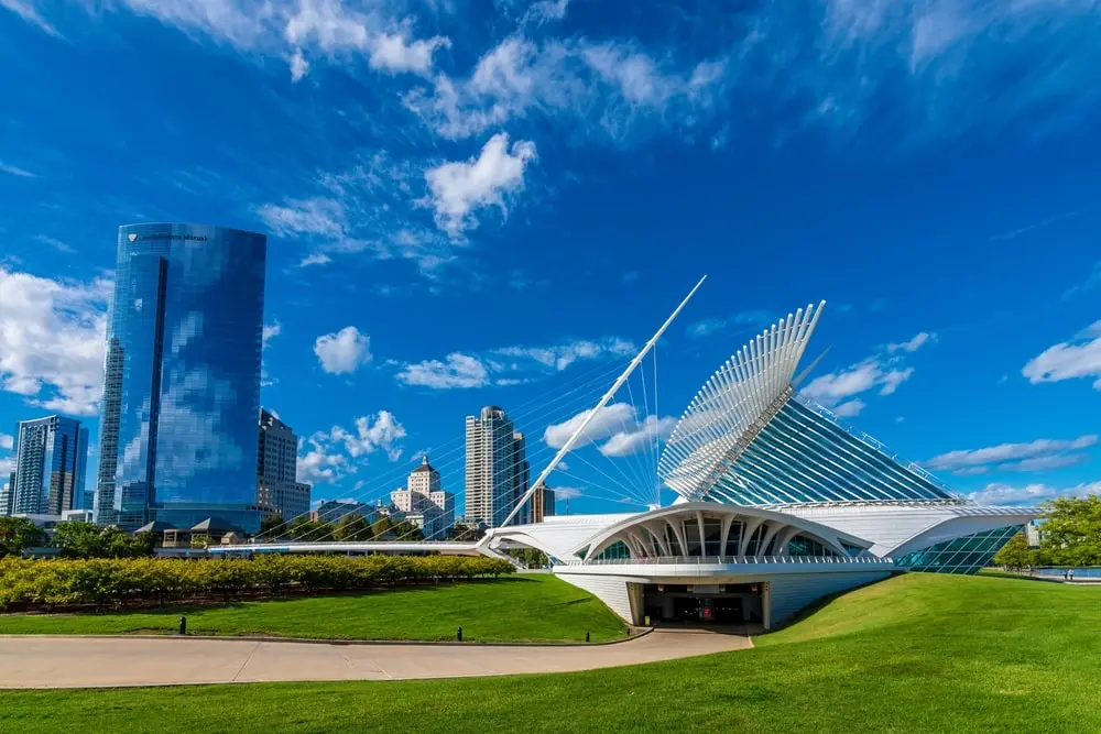 Milwaukee Art Museum view in Milwaukee, Wisconsin.